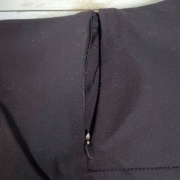 Athleta Wander Slim Crop Split Hem Black‎ Pants High Rise 405534 Women's Size 4 - Picture 10 of 10